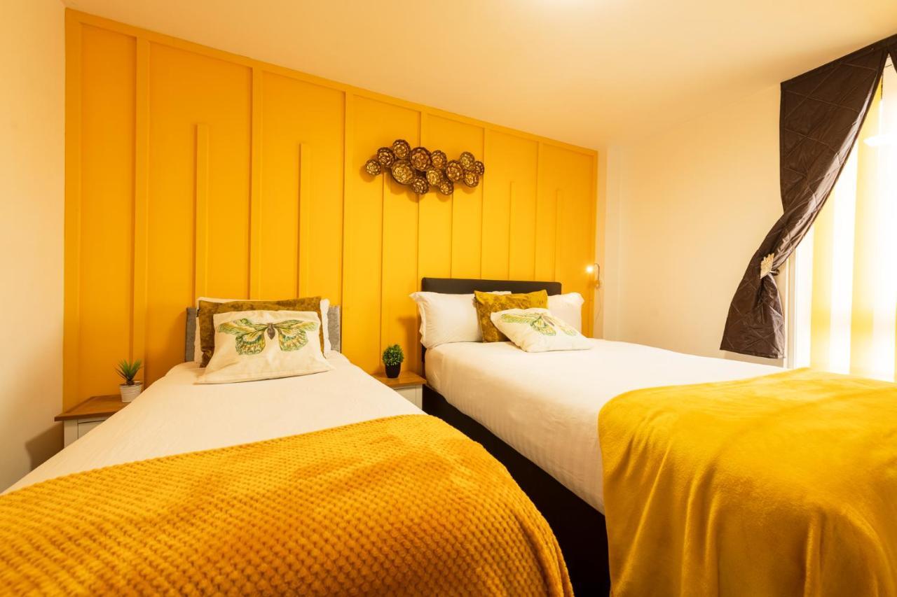 Sidemersey Livings- Convenient And Central 2-Bedroom Haven In L1 Ливърпул Екстериор снимка