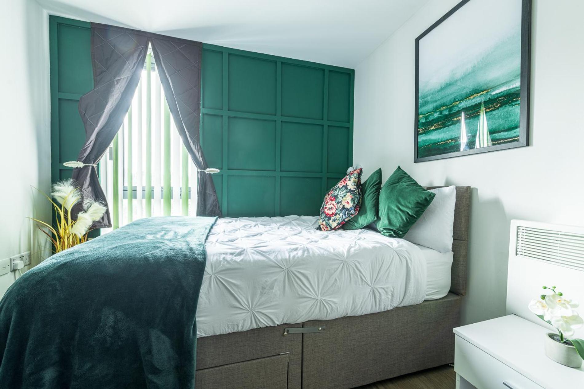 Sidemersey Livings- Convenient And Central 2-Bedroom Haven In L1 Ливърпул Екстериор снимка