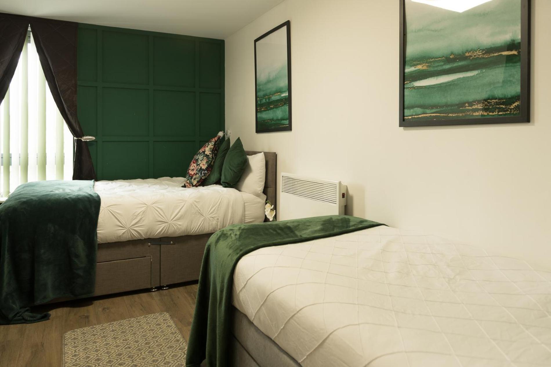 Sidemersey Livings- Convenient And Central 2-Bedroom Haven In L1 Ливърпул Екстериор снимка